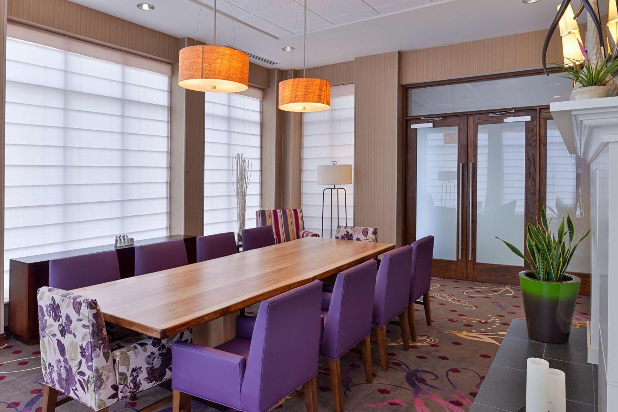 Hilton Garden 3*