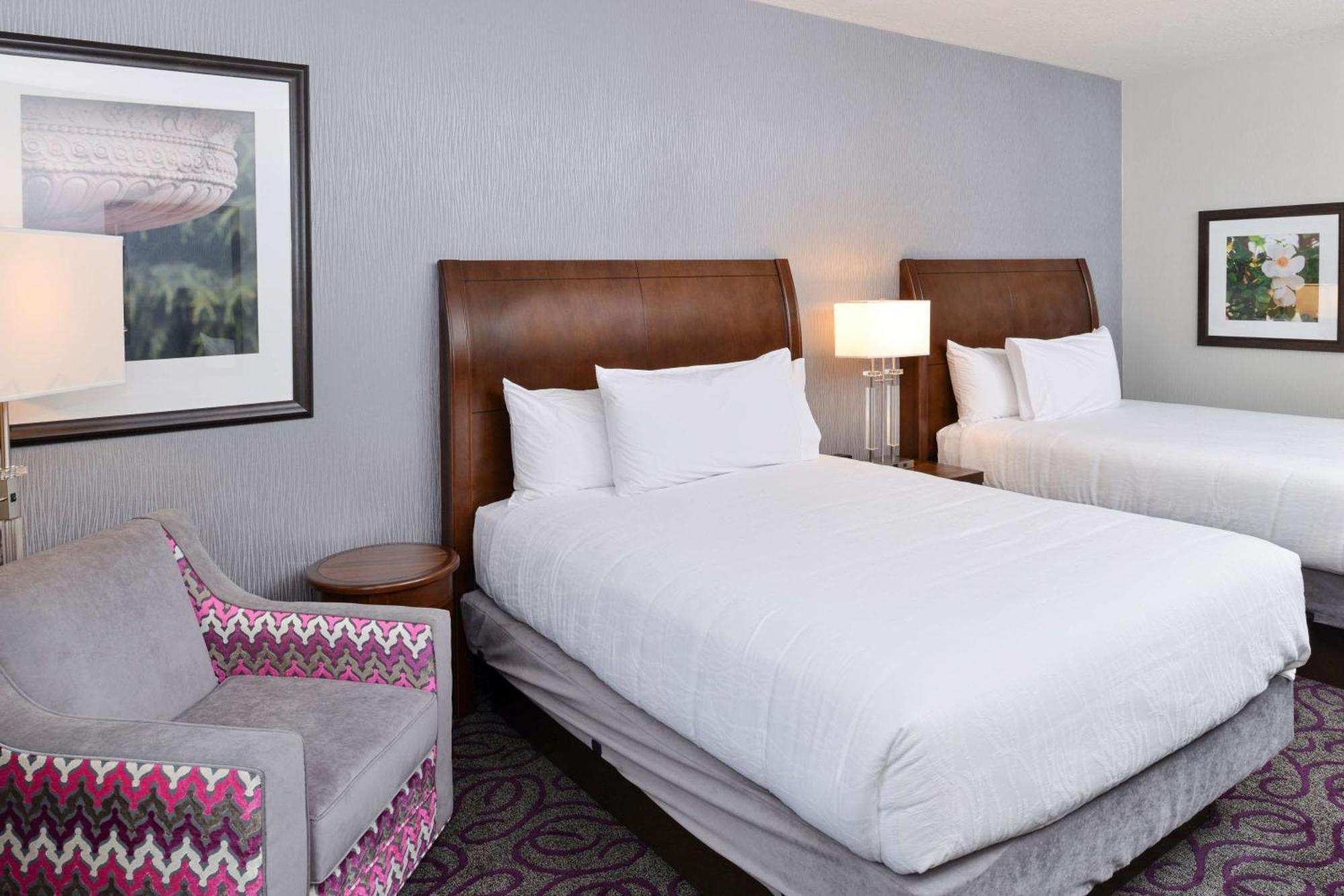 Hilton Garden Hotel 3*